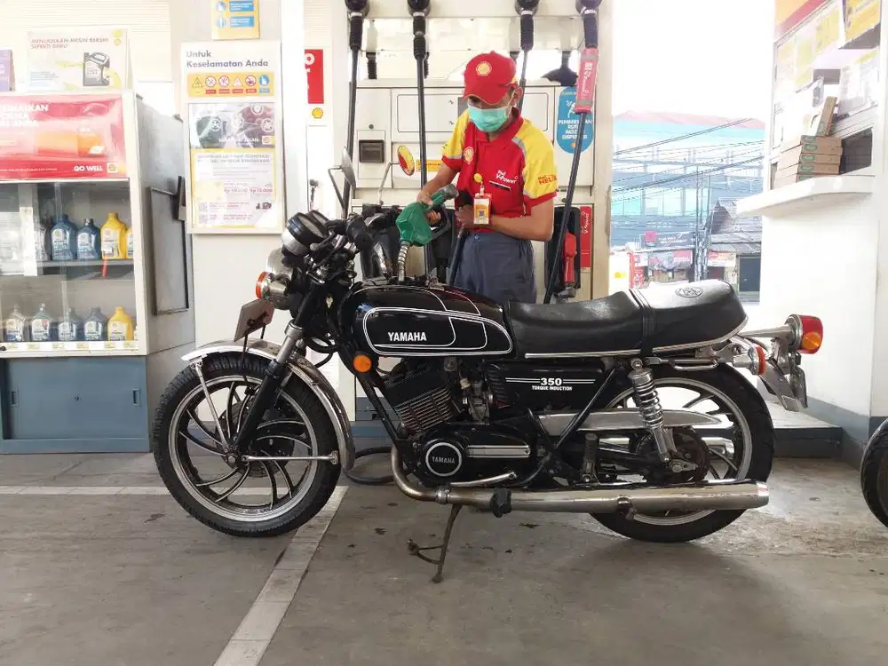 Dijual Yamaha RD350 twin two stroke tahun 76