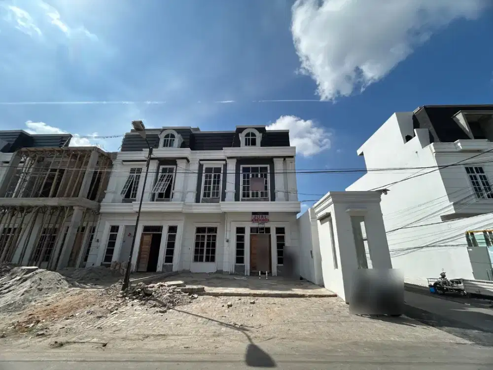 Villa komplek Deli Village jalan Tusam Daerah Cemara