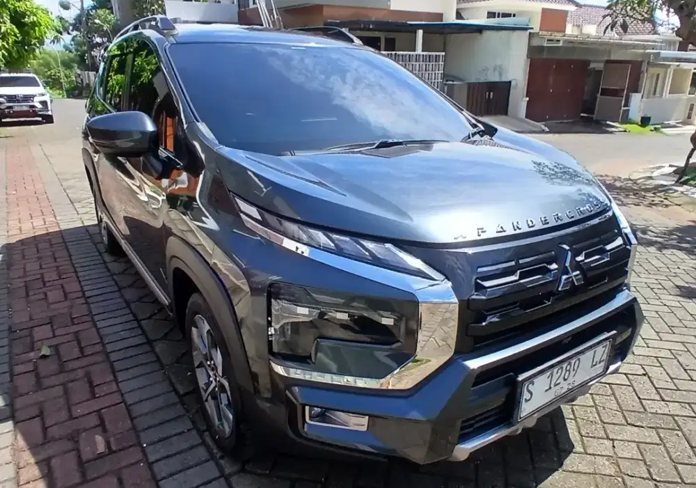 Xpander Cross 2023 automatic/ AT