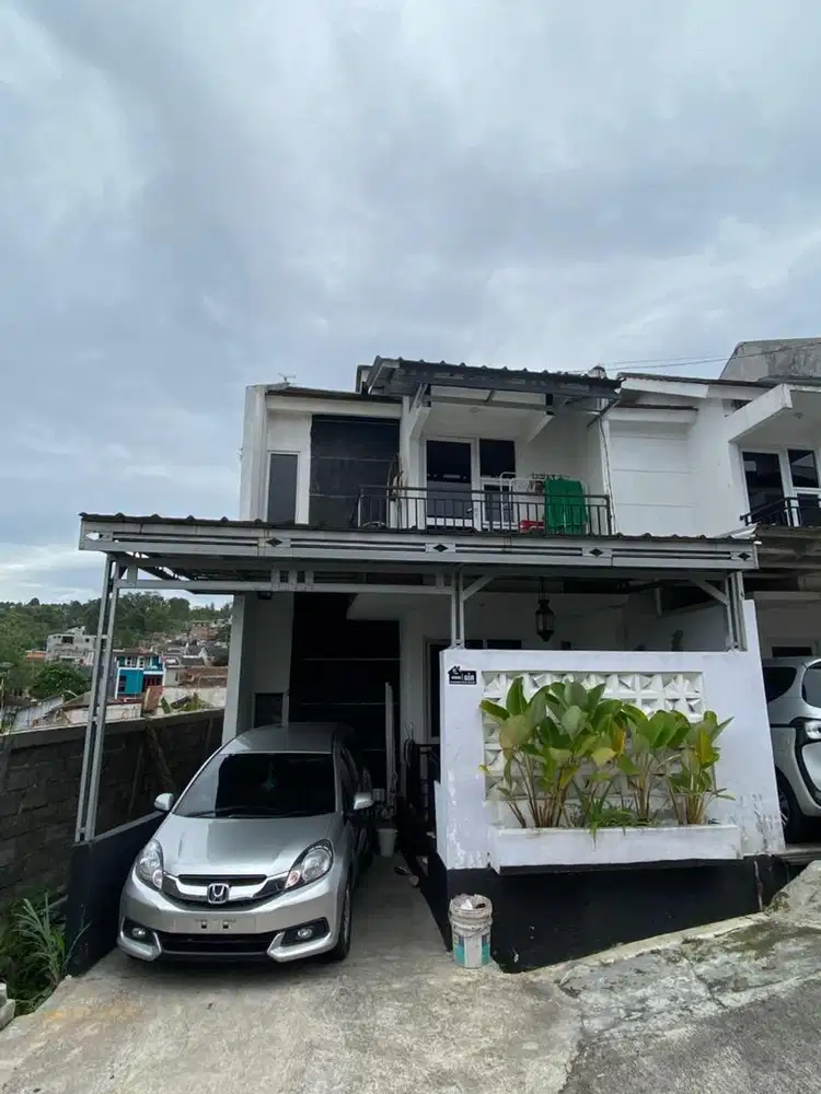 DIJUAL/ OVER KREDIT RUMAH PERUMAHAN KOTA BANDUNG