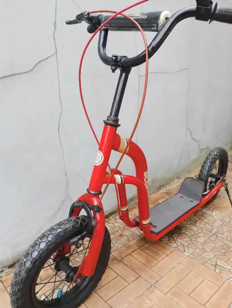 Sepeda Skuter scooter vintage unik antik  langka rare item