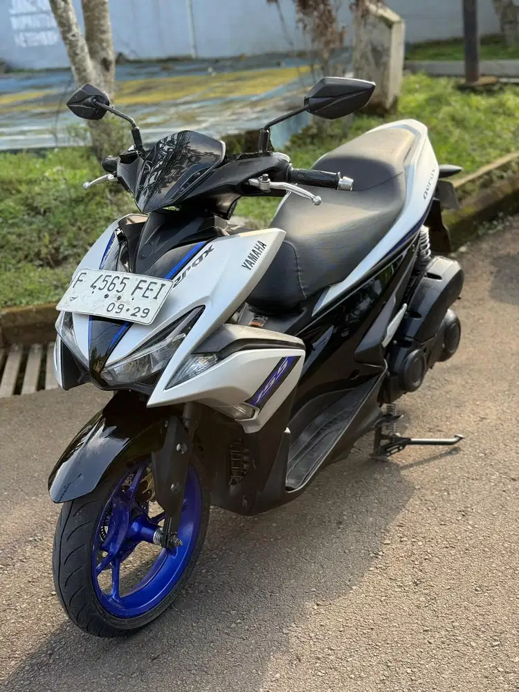Yamaha Aerox 155 Tipe R Thn 2019 Silver Mulus