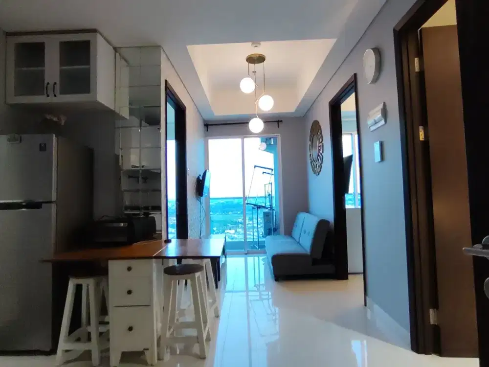 Disewakan Apartemen Puri Mansion Tipe Lockoff Dengan 3 Kamar Tidur Luas 63 m2 Kondisi Full Furnish Interior Mewah Bonus View Kolam Renang