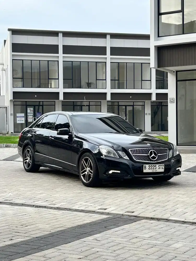 Mercy E300 Avantgarde AMG 2010 - Automatic - E300 2010 AMG Avantgarde