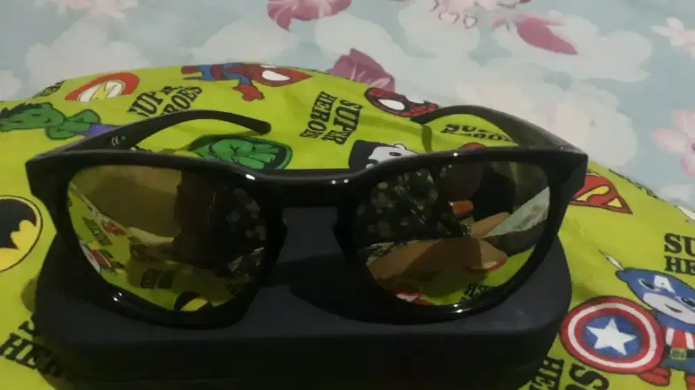 Kacamata under armour wanita