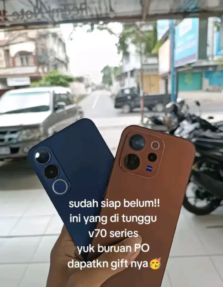 VIVO V70 By Zeiss