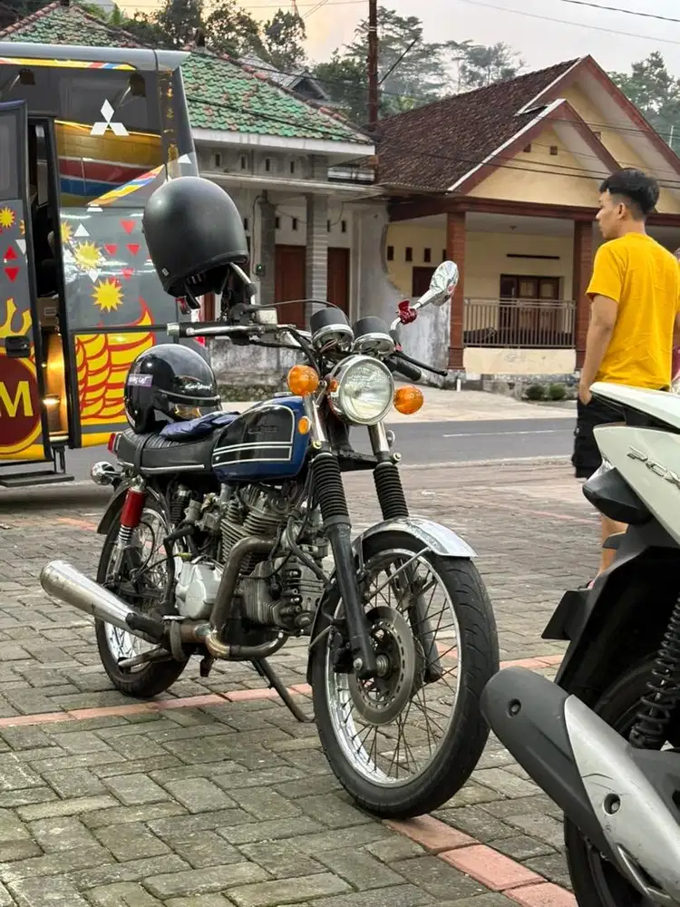 cb 400 dua silinder