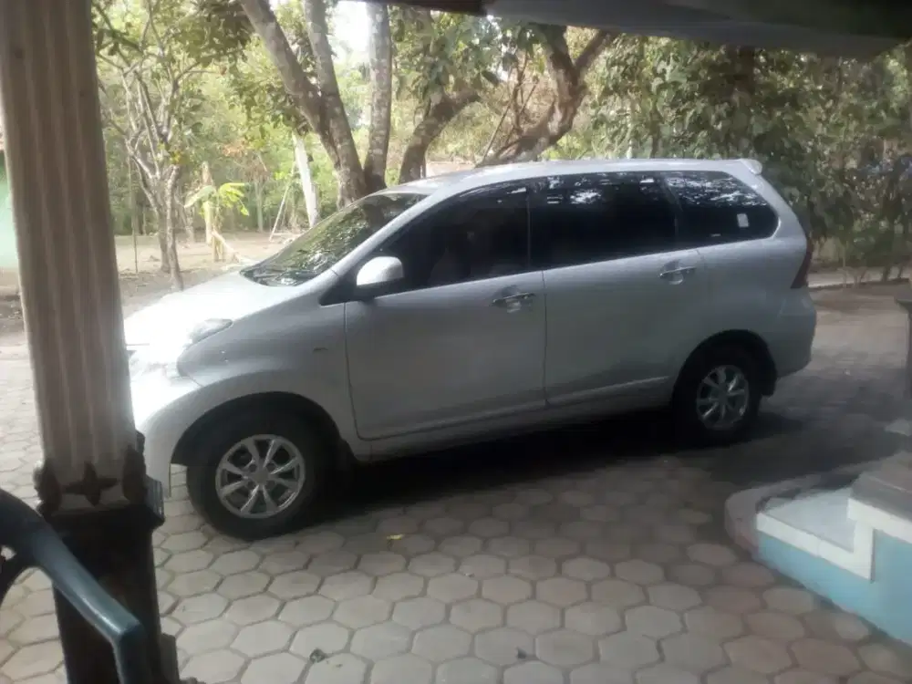 Rental mobil & sopir