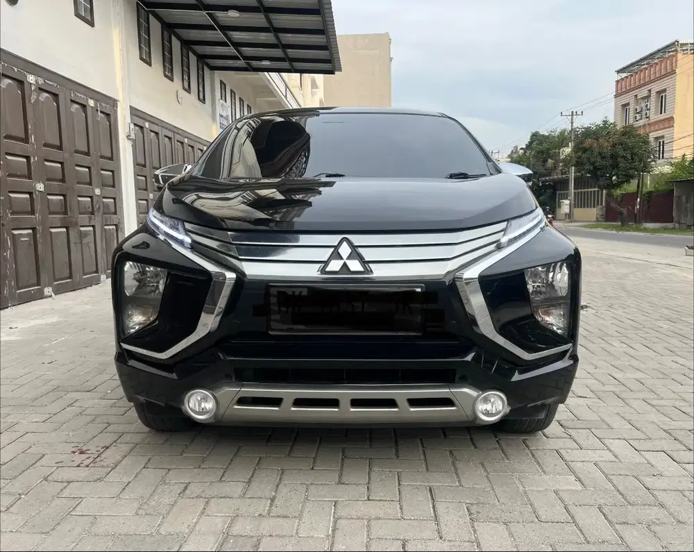 (TDP 34 JUTA!) Mitsubishi Xpander 1.5L Ultimate Automatic Hitam 2018