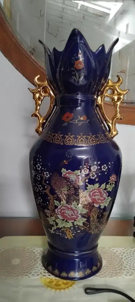 Jual guci keramik 2 bh cantik