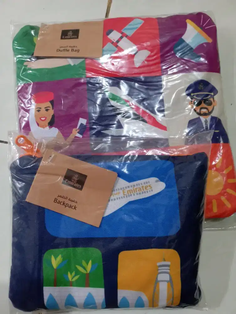 Emirates duffle bag & backpack