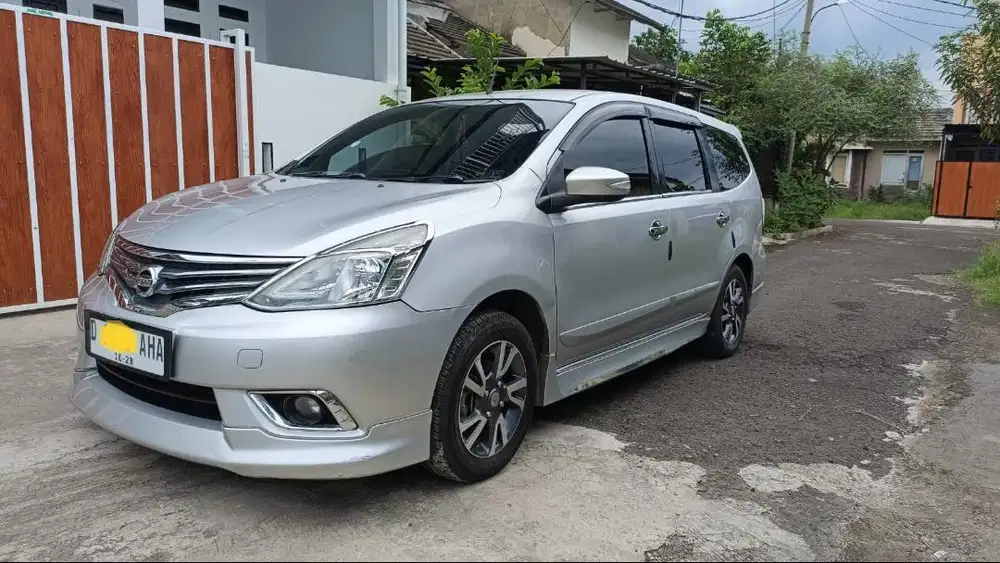 Nissan Grand Livina XV Special Version 1.5 Manual 2018