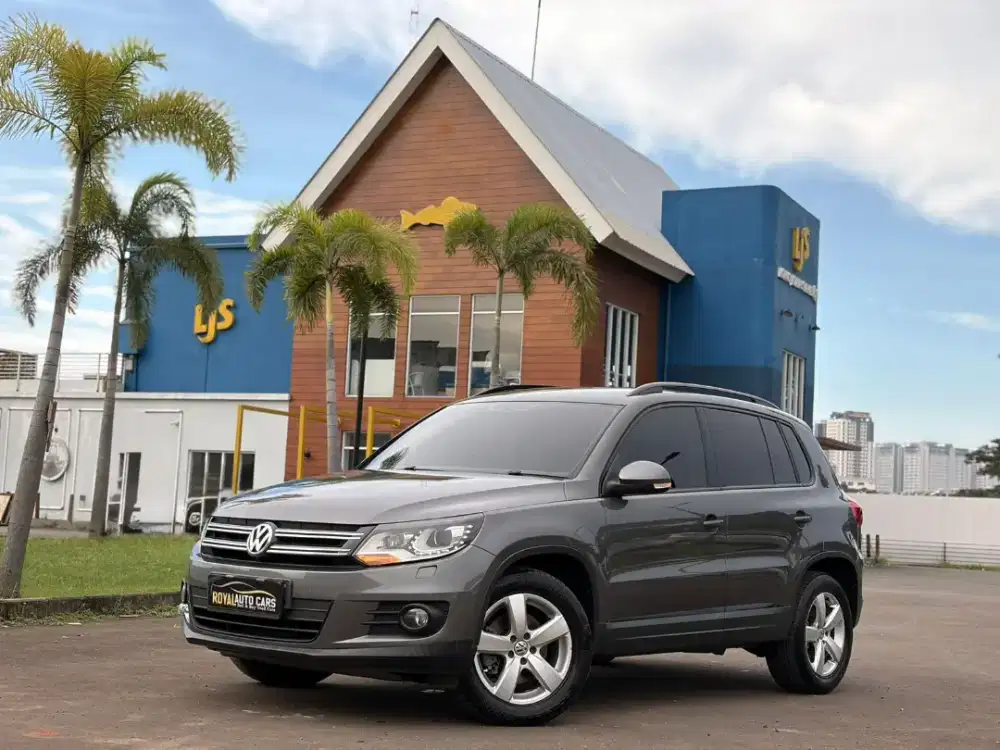 TERMURAH SEJAGAD! Volkswagen Tiguan 1.4 TSI Highline 2014