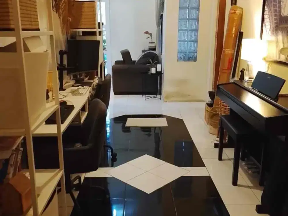 DI JUAL RUMAH PURI GADING