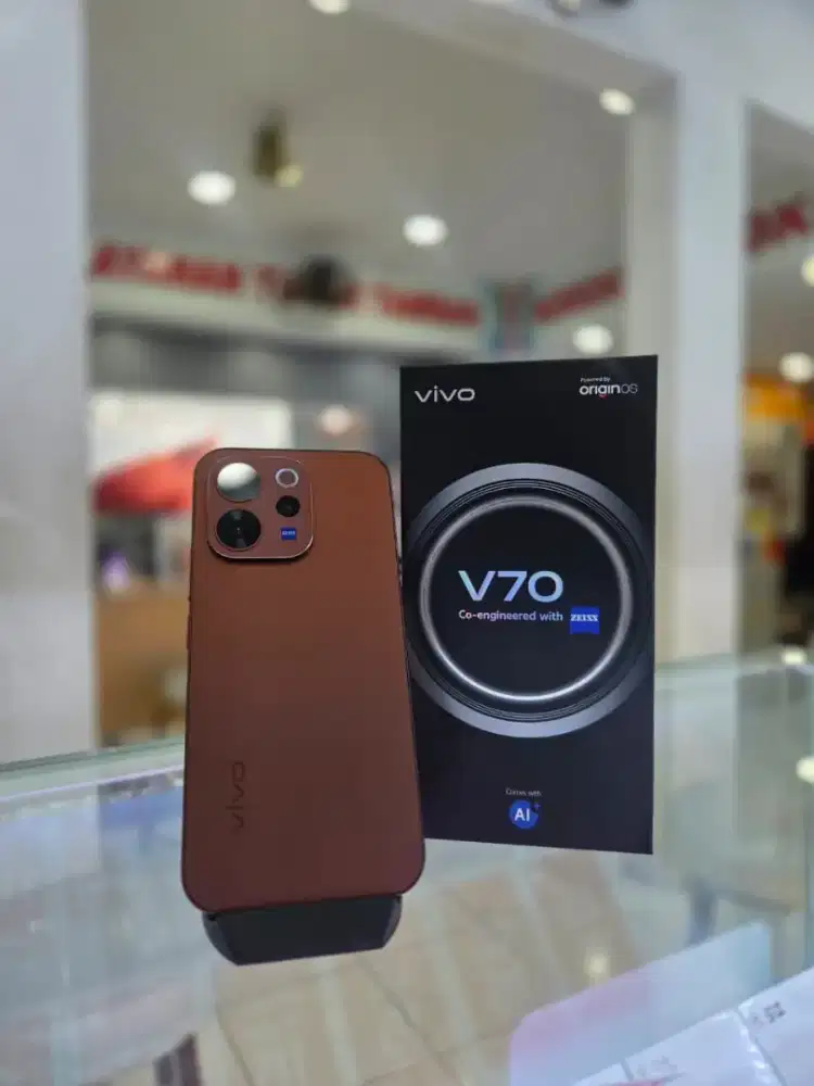 VIVO V70 5G 12/256 NEW SEGEL BERGARANSI RESMI