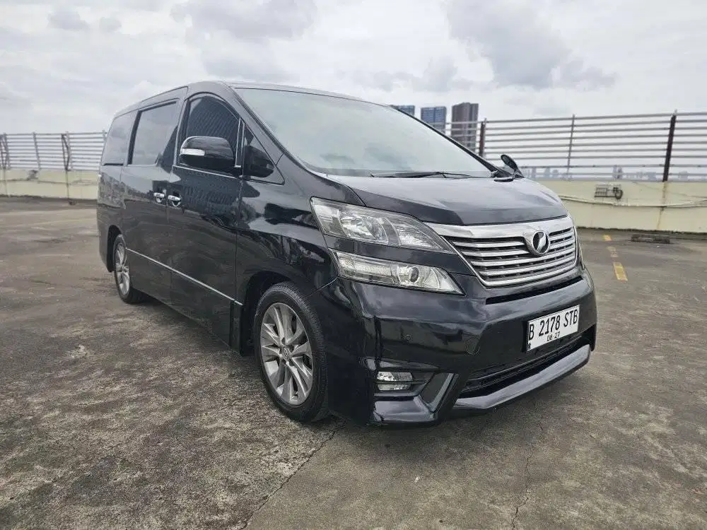 Toyota Vellfire Z 2011/2012 a/t siap mudik