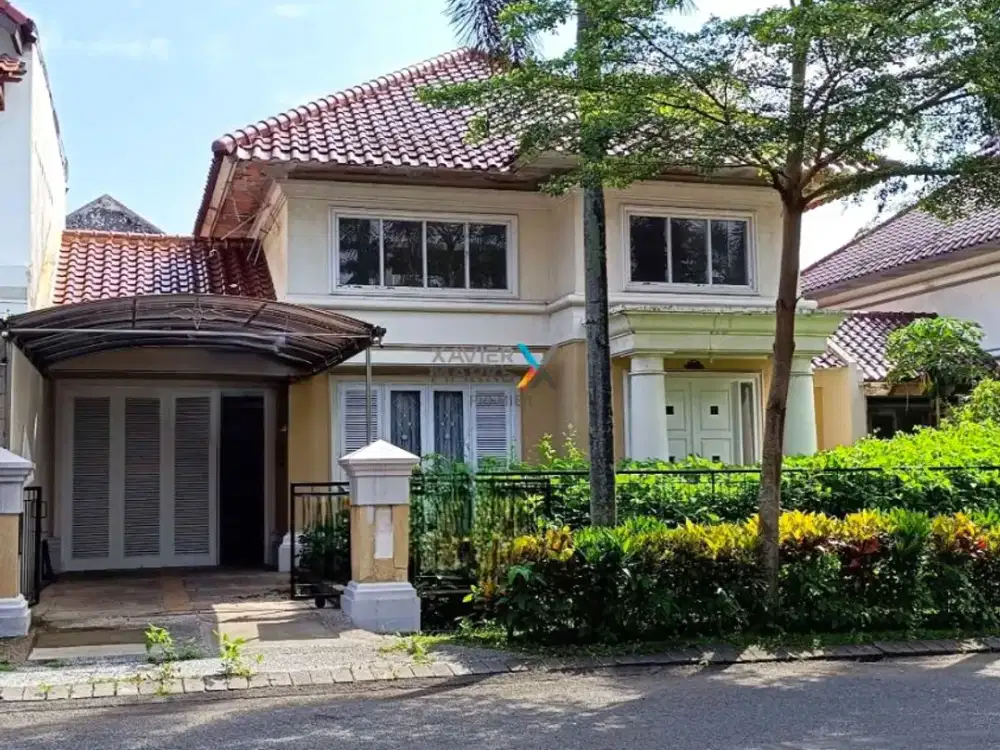 Dijual Rumah Lokasi Strategis di Boulevard Perumahan Riverside, Blimbing Malang