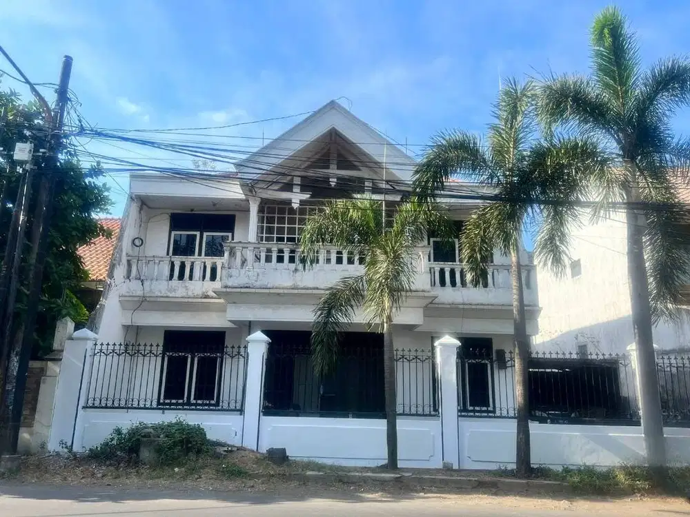 DIJUAL RUMAH 2 LANTAI KETINTANG MADYA SURABAYA SELATAN