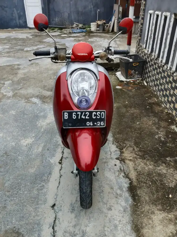 Honda Scoopy karburator tahun 2011  pajak hidup siap pakai