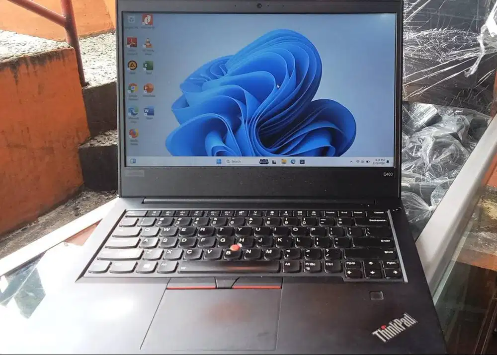 MENJUAL LAPTOP SECOND LANOVO E480