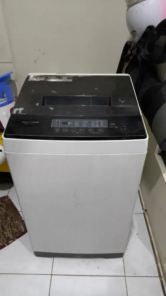 Mesin cuci Polytron
