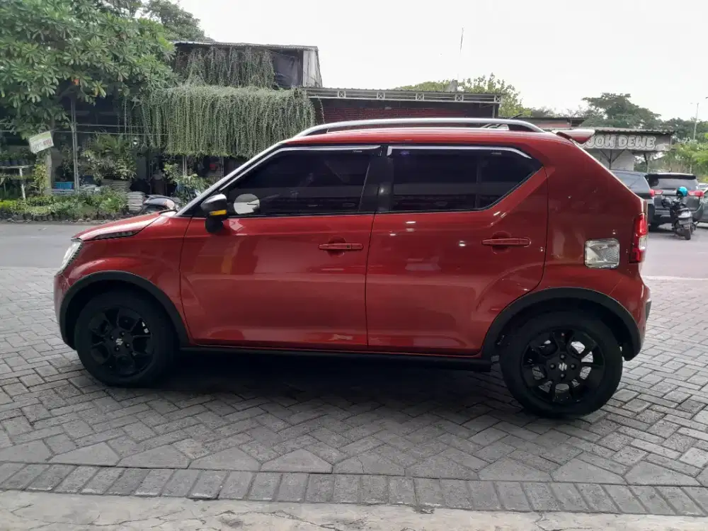 IGNIS GX AUTOMATIC 2017 MERAH