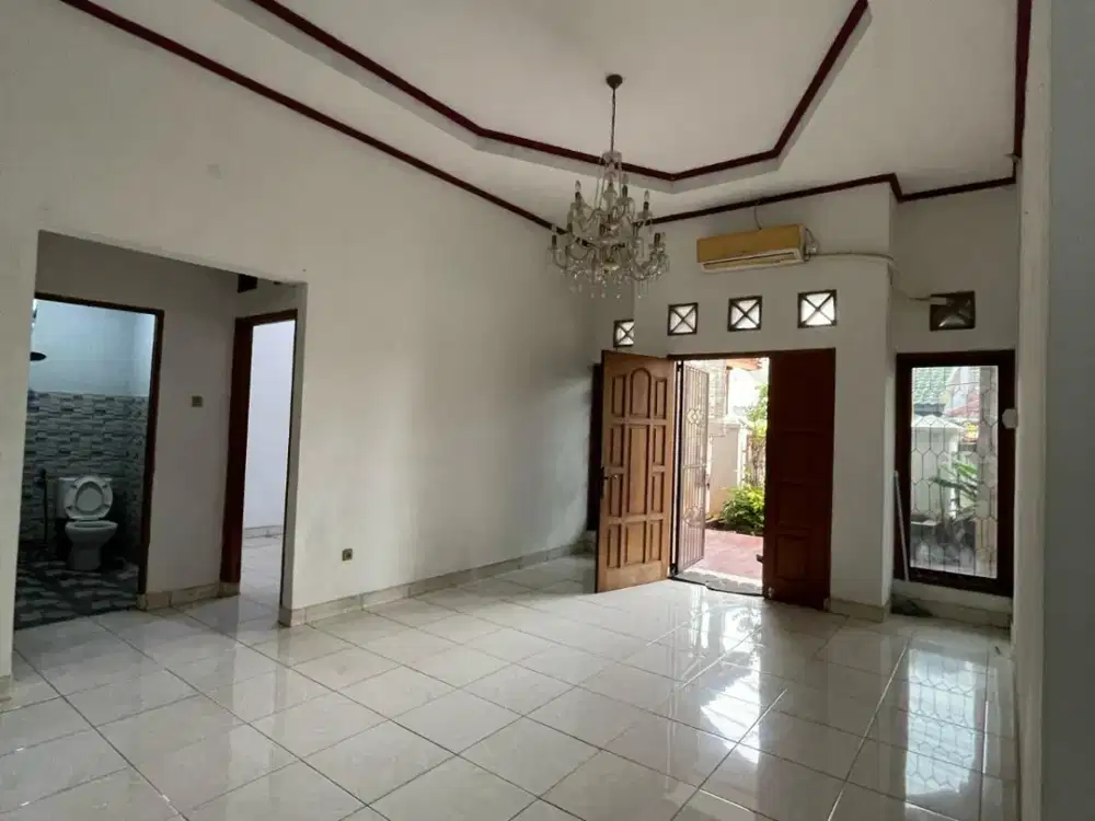 Disewa Rumah di Pondok Kelapa Duren Sawit Luas Siap Huni