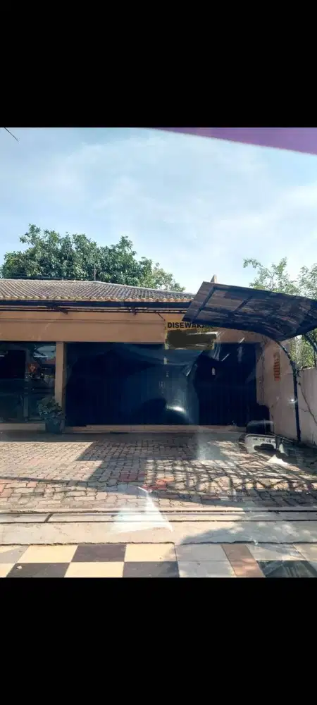 Disewakan Bangunan Komersial Raya Jemursari Surabaya