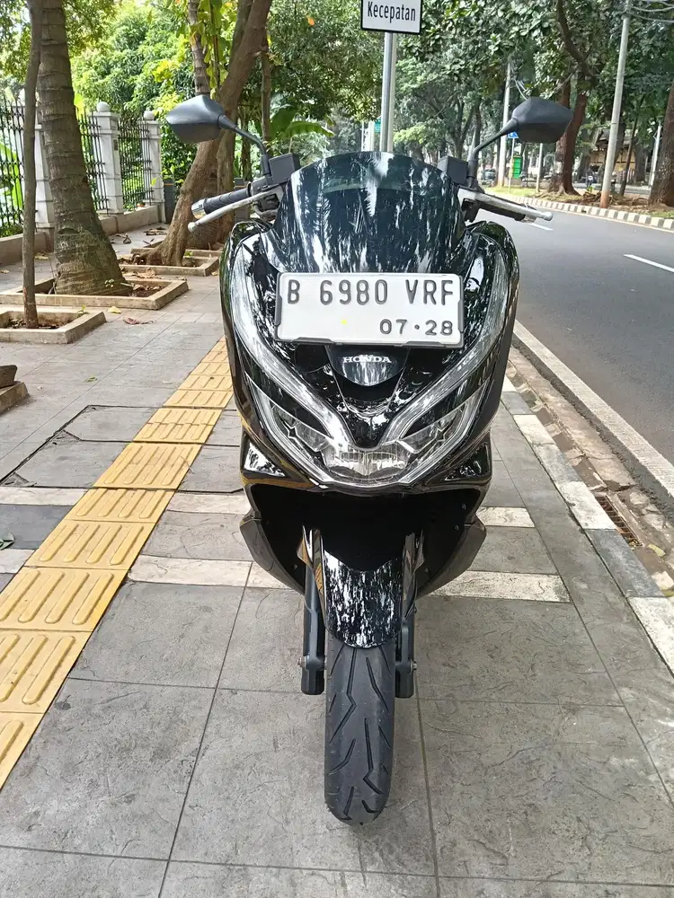DIJUAL CASH HONDA PCX 150 ABS THN 2018 PAJAK IDUP SIAP PAKAI