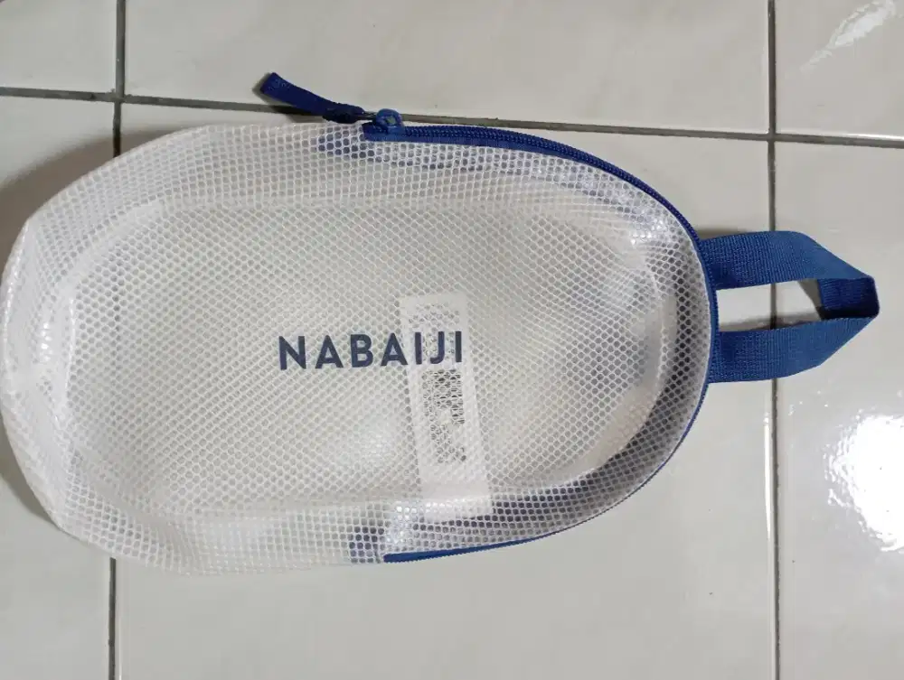 Nabaiji waterproof swimming bag Decathlon