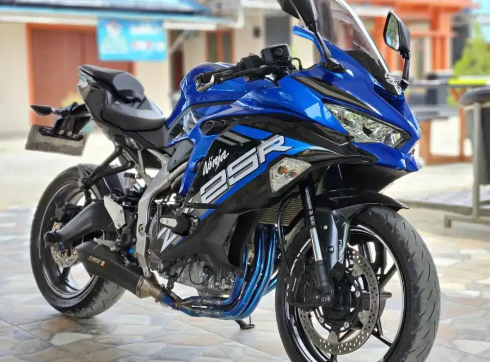 Ninja ZX25R 4 Silinder