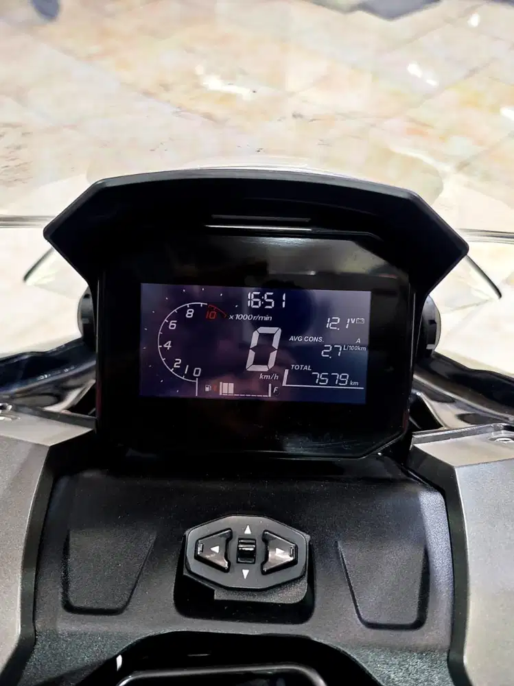 Super gaul Honda New ADV 160 CBS TH 2023 Dp 3jt an