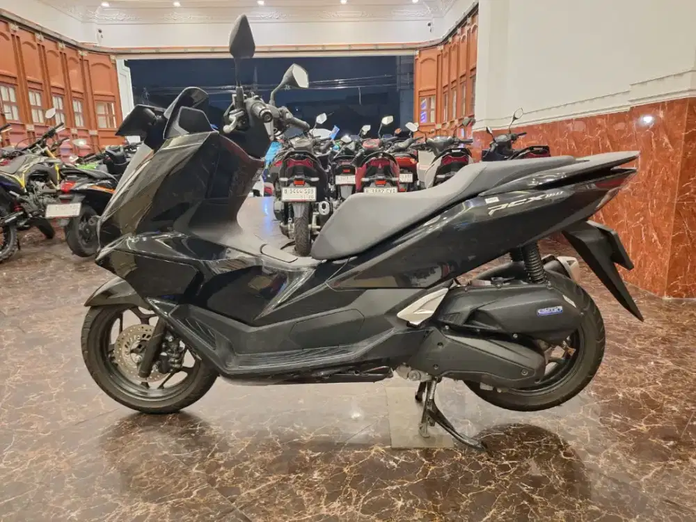 HUB CE KOM DP PROMO PCX 160 2025 MOTOR GRES KAYA BARU KM LOW