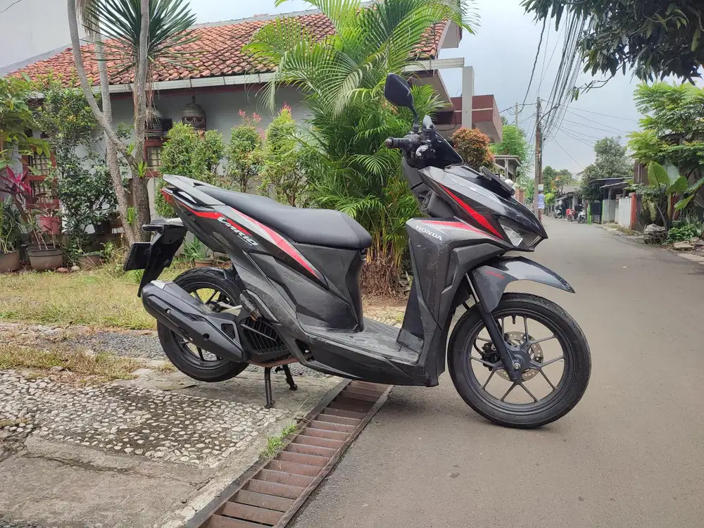 HONDA VARIO 125 NEW TAHUN 2020 LIKE NEW