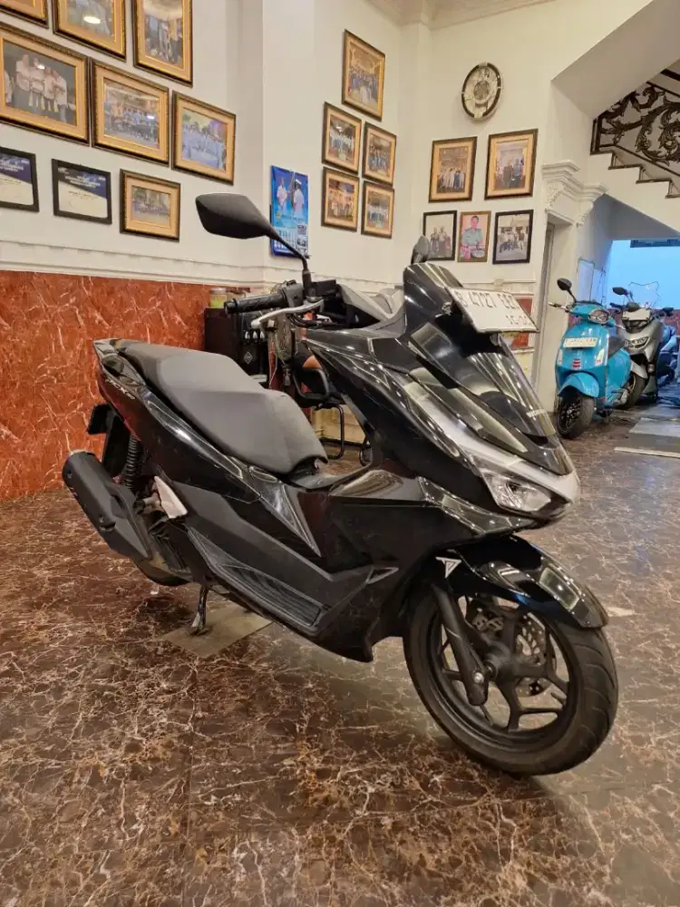 HUB CE KOM DP PROMO PCX 160 2025 MOTOR GRES KAYA BARU KM LOW