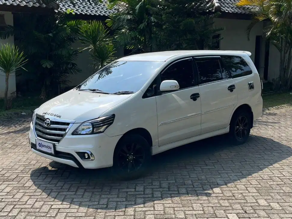 TOYOTA KIJANG INNOVA 2.0 V MATIC 2014
