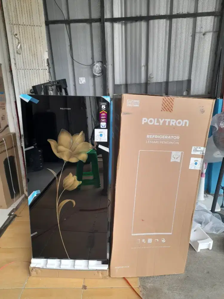 KULKAS POLYTRON PRA 18 MNX