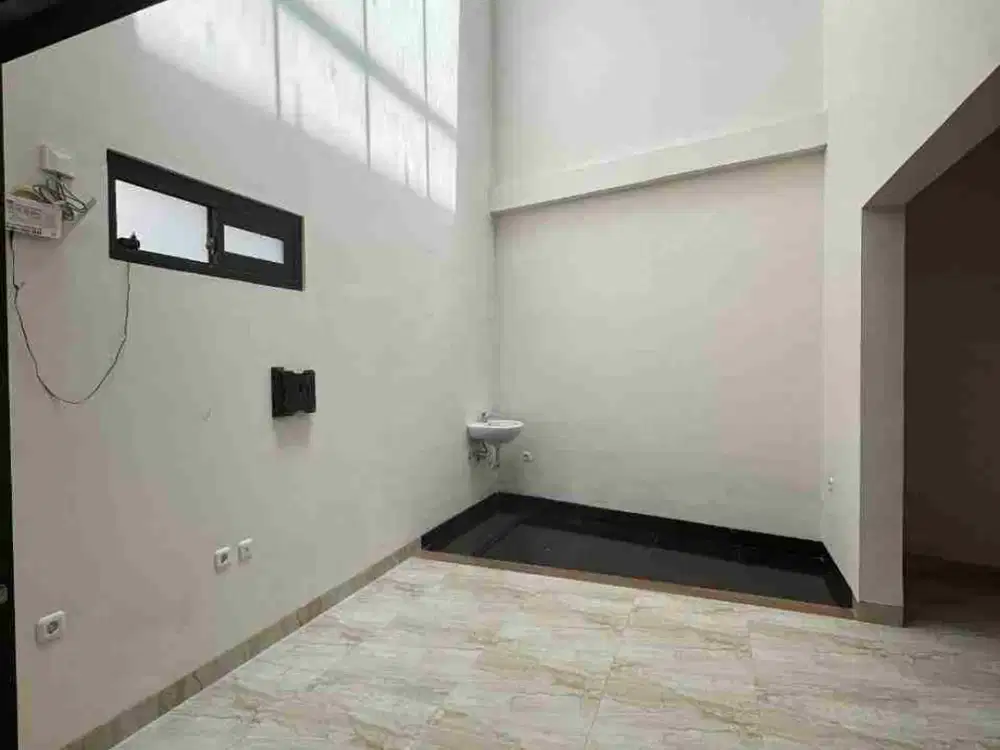 rumah baru siap huni sejuk strategis di Cihanjuang dkt polban