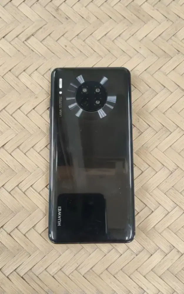 Jual/tt huawei mate 30 4G (8/128)  hp only udh bea cukai no minus