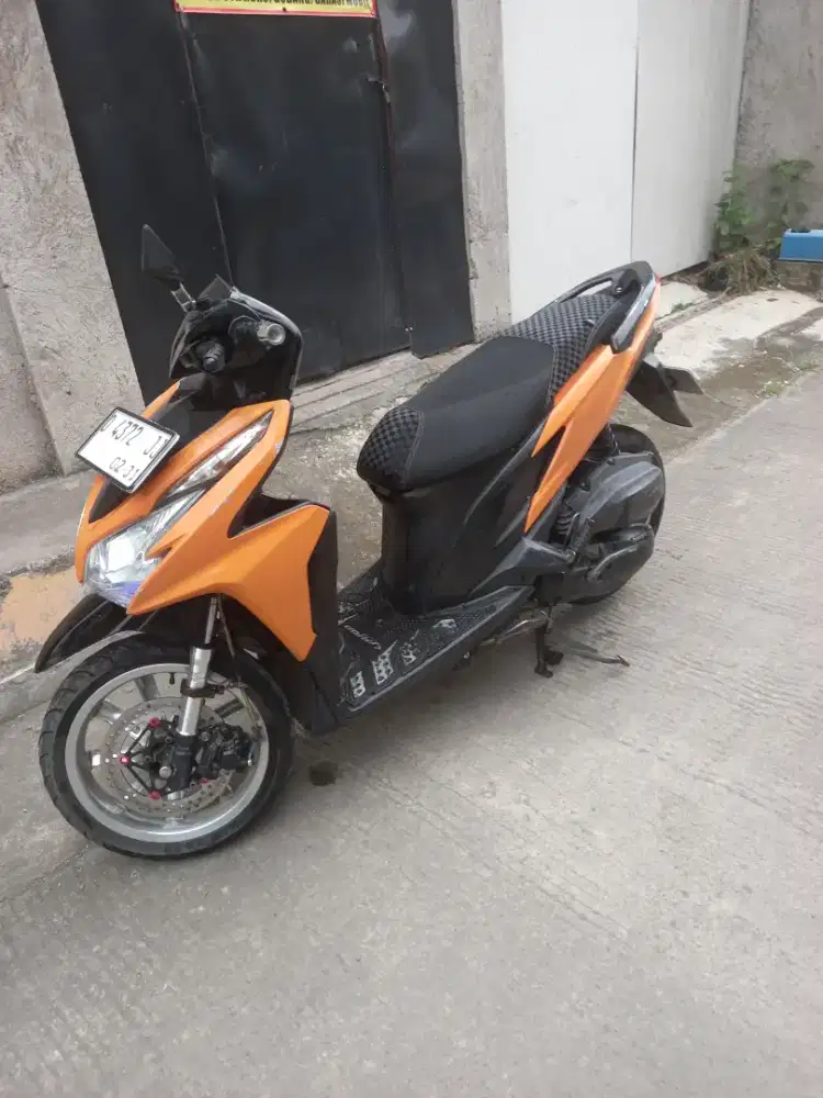Dijual Vario techno 125 tahun 2012