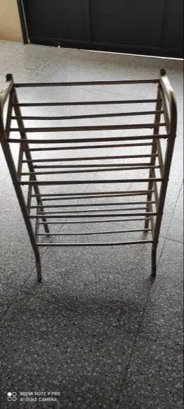 Rak Sepatu  Bahan Alumunium