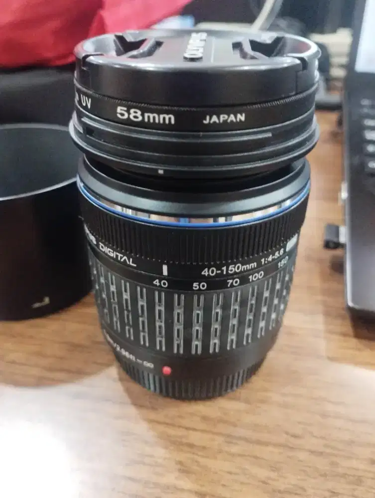 Lensa Olympus 40-150 mm