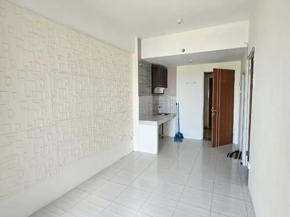 *MURAH!*  Apartment Puncak Dharmahusada SIAP HUNI, AC 1 unit