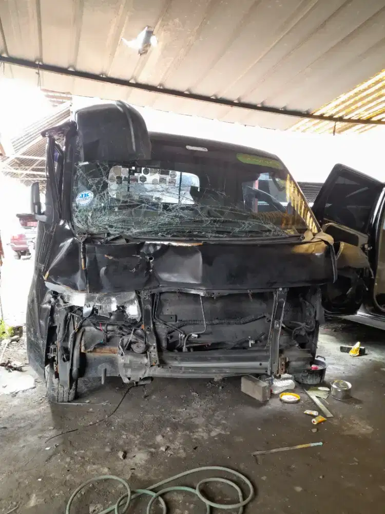 Las ketok , cat Duco, body repair