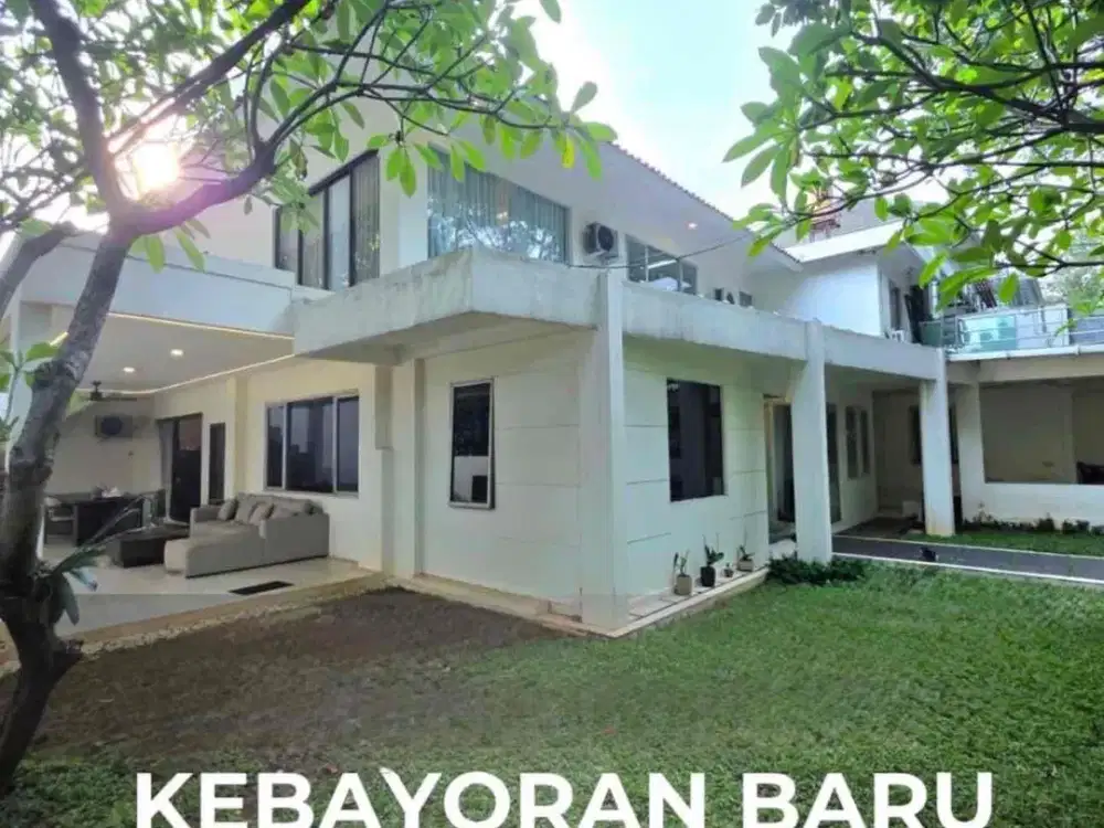 Dijual Rumah Hook Mewah Kebayoran Baru Jakarta Selatan LT 469 m² SHM Dekat Senayan