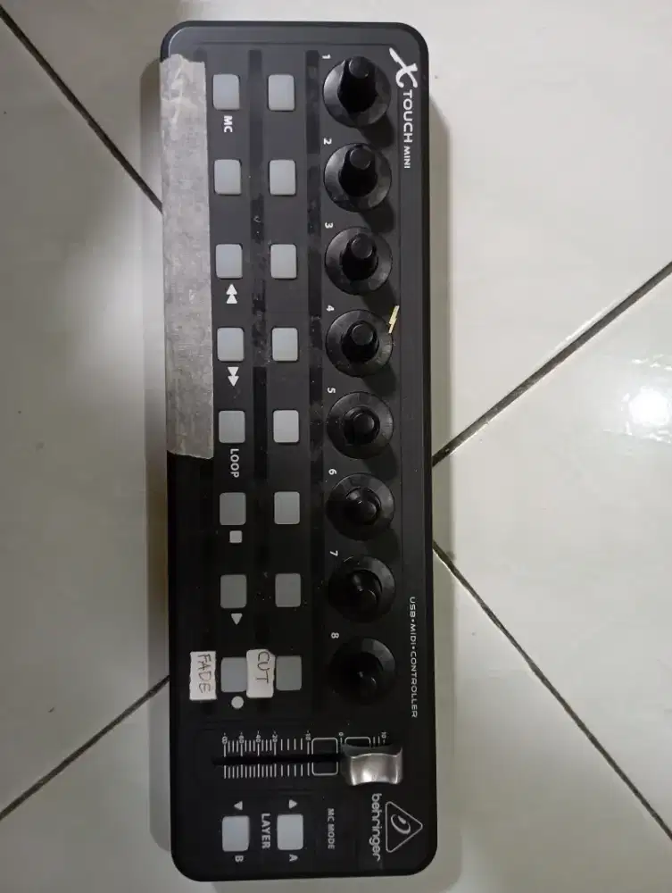 Behringer Midi controller