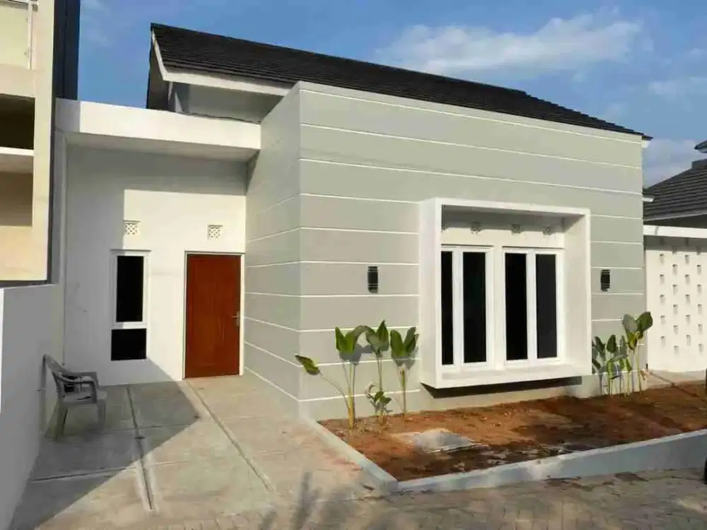 Rumah Kondisi Bagus Nyaman Dekat UNDIP di Sawunggaling Banyumanik