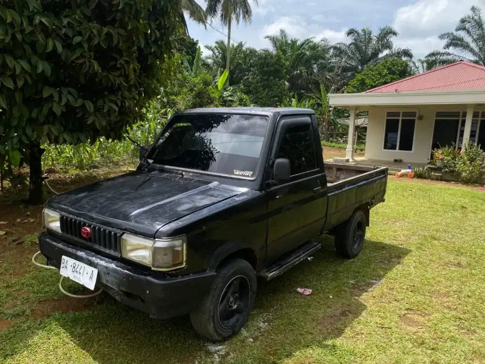 dijual Toyota kijang pick up tahun 1993