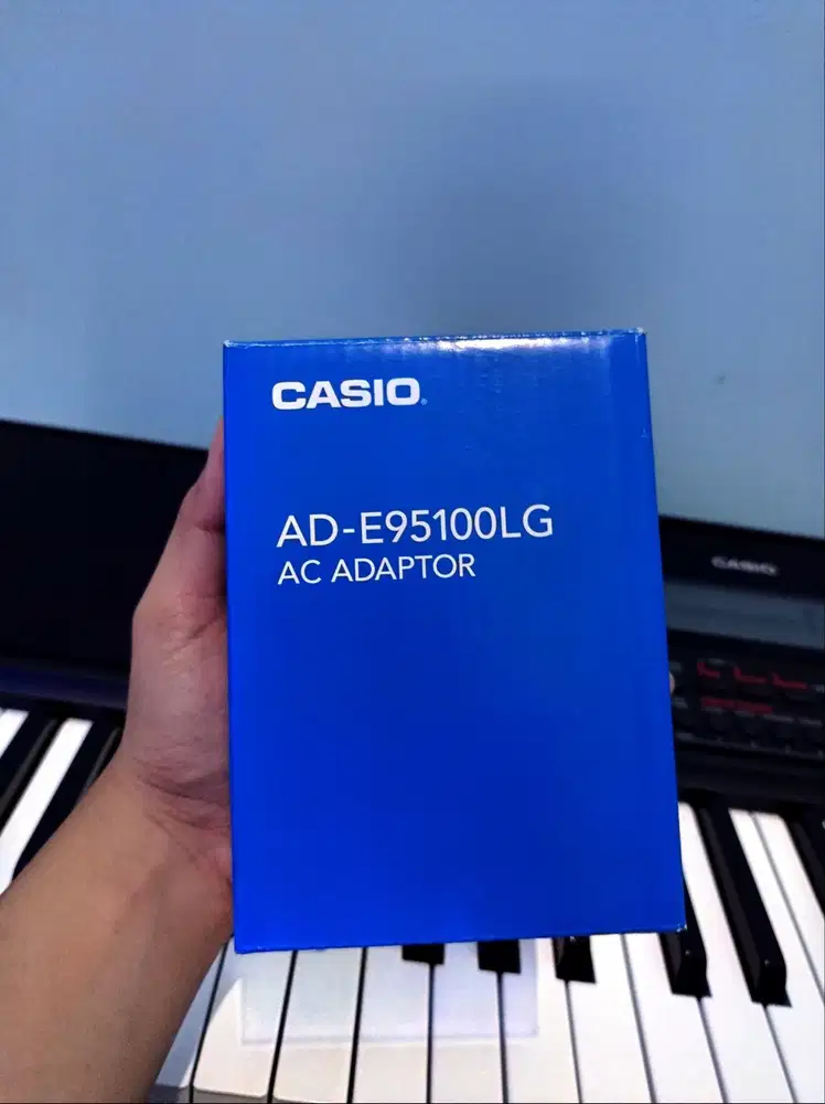 Casio CT-X700 Keyboard -- 61 Keys Touch Response -- Original