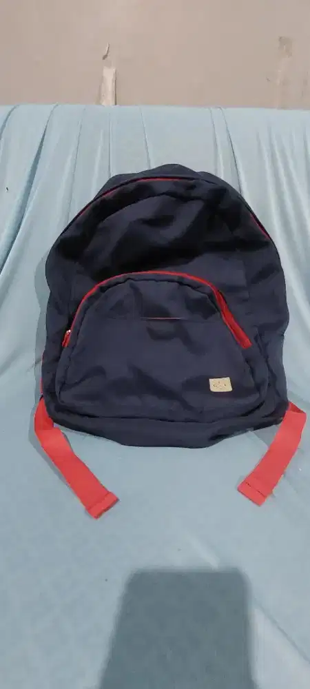 Tas Ransel Gummo by Ouval Research